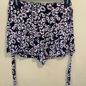 floral shorts